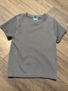 Old Navy Fitted Seamless Ribbed T-shirt in Grey EUC